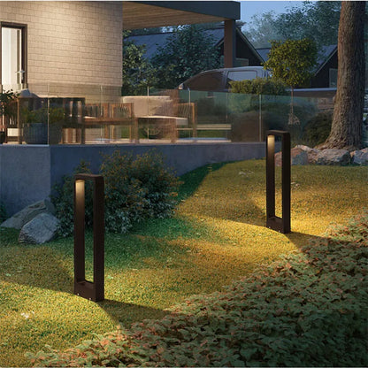 Buitenlamp TerraLuxe met Robuuste Behuizing en Laag Verbruik – De Sfeervolle