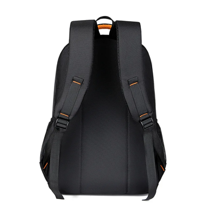 Stijlvolle Nylon Rugzak - Gequilte Laptopvak & Moderne Tassel