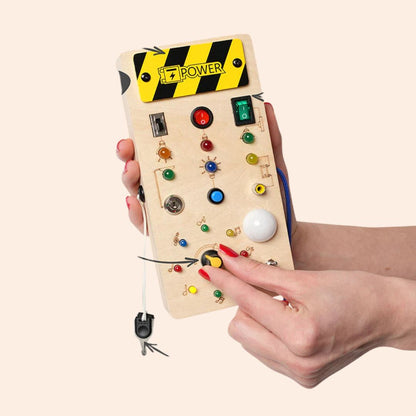 Houten Drukbord – Interactief Speelpaneel voor Peuters, Ondersteunt Motorische Vaardigheden