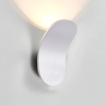 Moderne Wandlamp – Scandinavisch Design met LED-verlichting voor Slaapkamer en Woonkamer