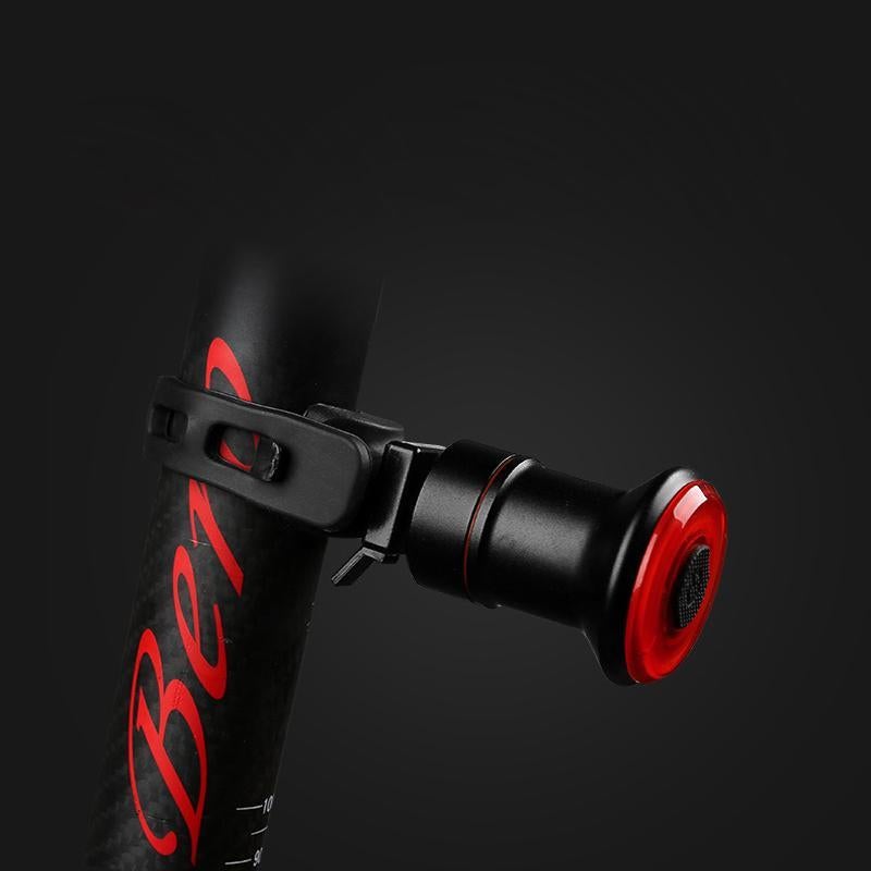 VeloSafe Slim – USB Oplaadbaar Intelligente Fietsachterlicht met Remsensor