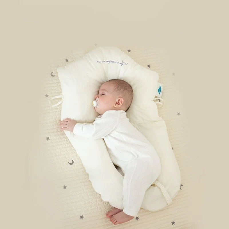 Baby Slaapkussen – Ergonomisch Ontwerp, Hypoallergeen, Ondersteunt Spierontwikkeling – 100% Katoen