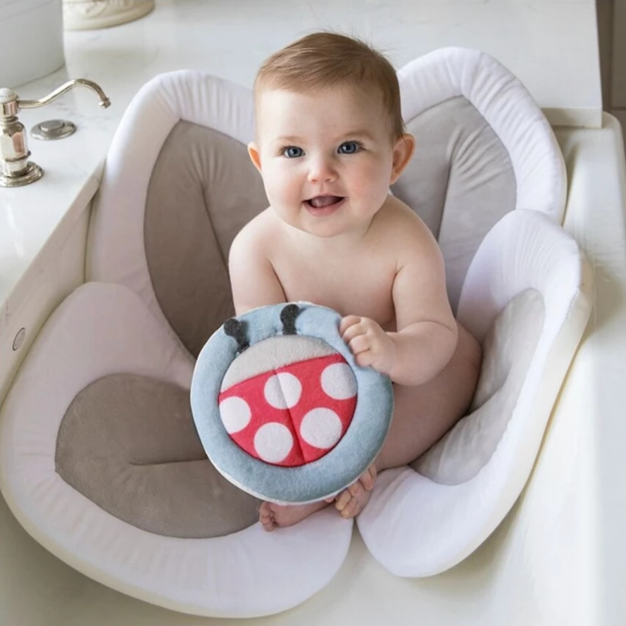Babybadkussen – Ultiem Comfort met Zachte Vulling en Ademend Materiaal – Geschikt voor Wastafels en Babybadjes