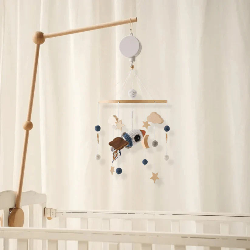Babymobiel – Rustgevende Houten Ontwerpen met Babyveilig Vilt – Ideaal voor Zintuiglijke Ontwikkeling