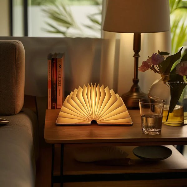 LumoBook Opvouwbare Boeklamp – Draadloos en Sfeervol LED-licht
