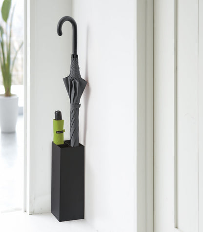 DryKeep – Smalle Stalen Paraplubak met Druppelopvang en Antislip Basis