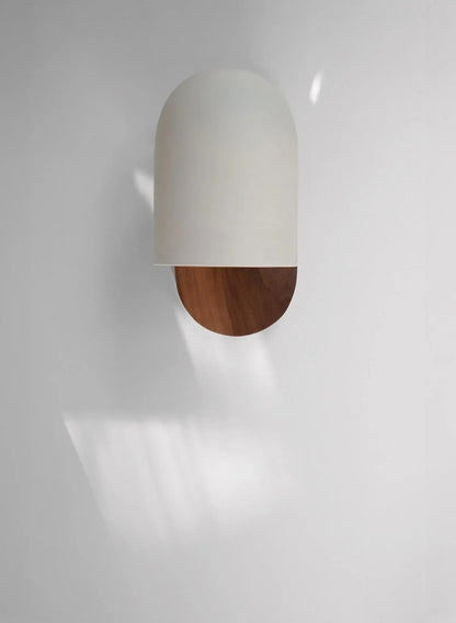 EarthWood - Wabi-Sabi Wandlamp in Walnoot