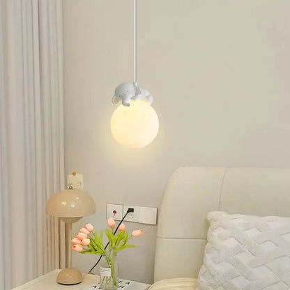 GlowCritter - Hanglamp in maanstijl
