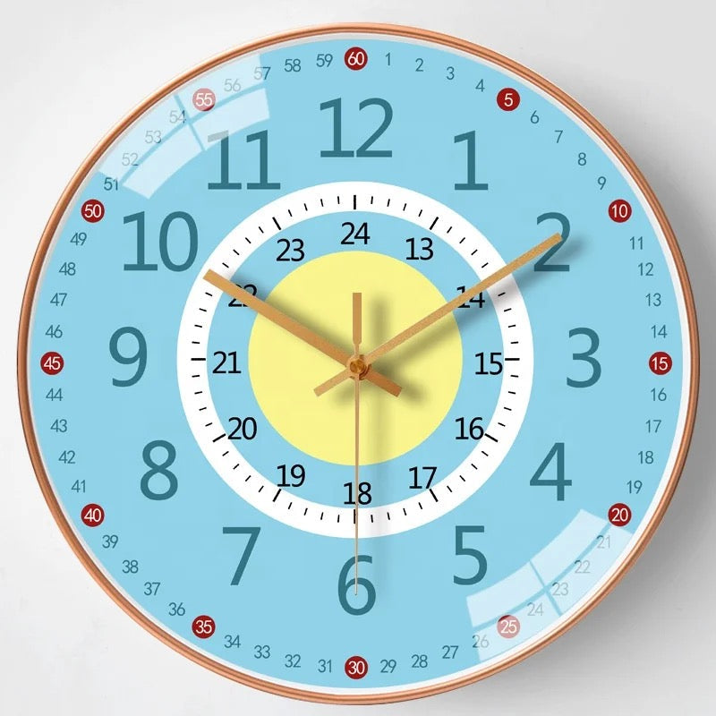 Wandklok – Educatieve Klok met Duidelijke Cijfers en Kleuren, Milieuvriendelijk ABS, Krasbestendig Glas