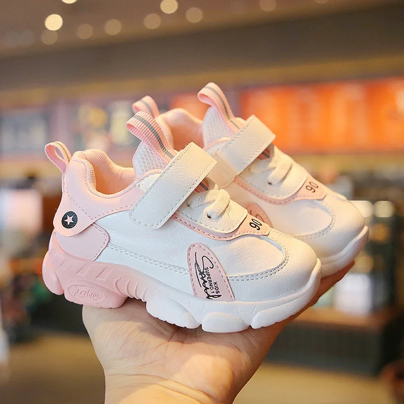 Kinderschoenen – Antislip Zool voor Optimale Grip, Comfortabel en Duurzaam – Perfect voor Actieve Kinderen