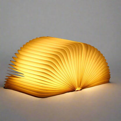 LumoBook Opvouwbare Boeklamp – Draadloos en Sfeervol LED-licht