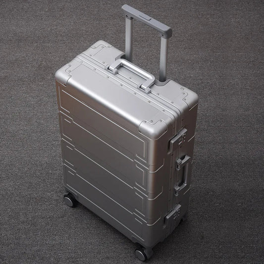 EliteJourney Pristina Aluminium Koffer