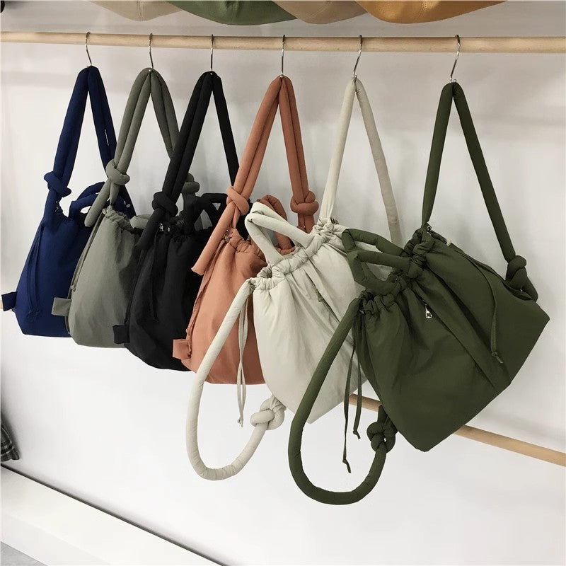 Riva Puffer Handtas – Stijlvolle Draagtas met Schouderriem
