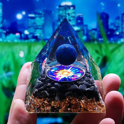 Orgoniet Piramide met Amethist Pendel – Energie, Bescherming en Decoratie