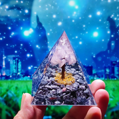Orgoniet Piramide met Amethist Pendel – Energie, Bescherming en Decoratie