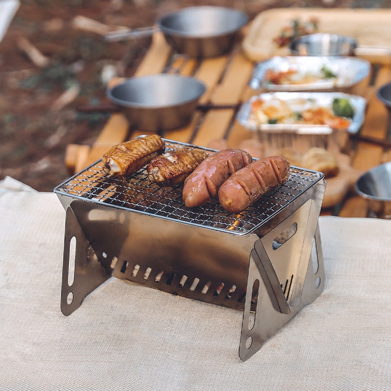 SummerGrill Mini™ | Compacte bbq die je overal mee naartoe kunt nemen!