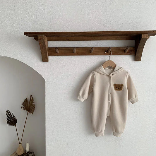 Baby Overall – Zachte Stof met Pluizig Berenontwerp en Capuchon – Ideaal voor Koudere Dagen