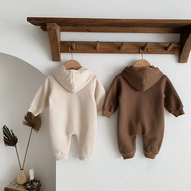 Baby Overall – Zachte Stof met Pluizig Berenontwerp en Capuchon – Ideaal voor Koudere Dagen