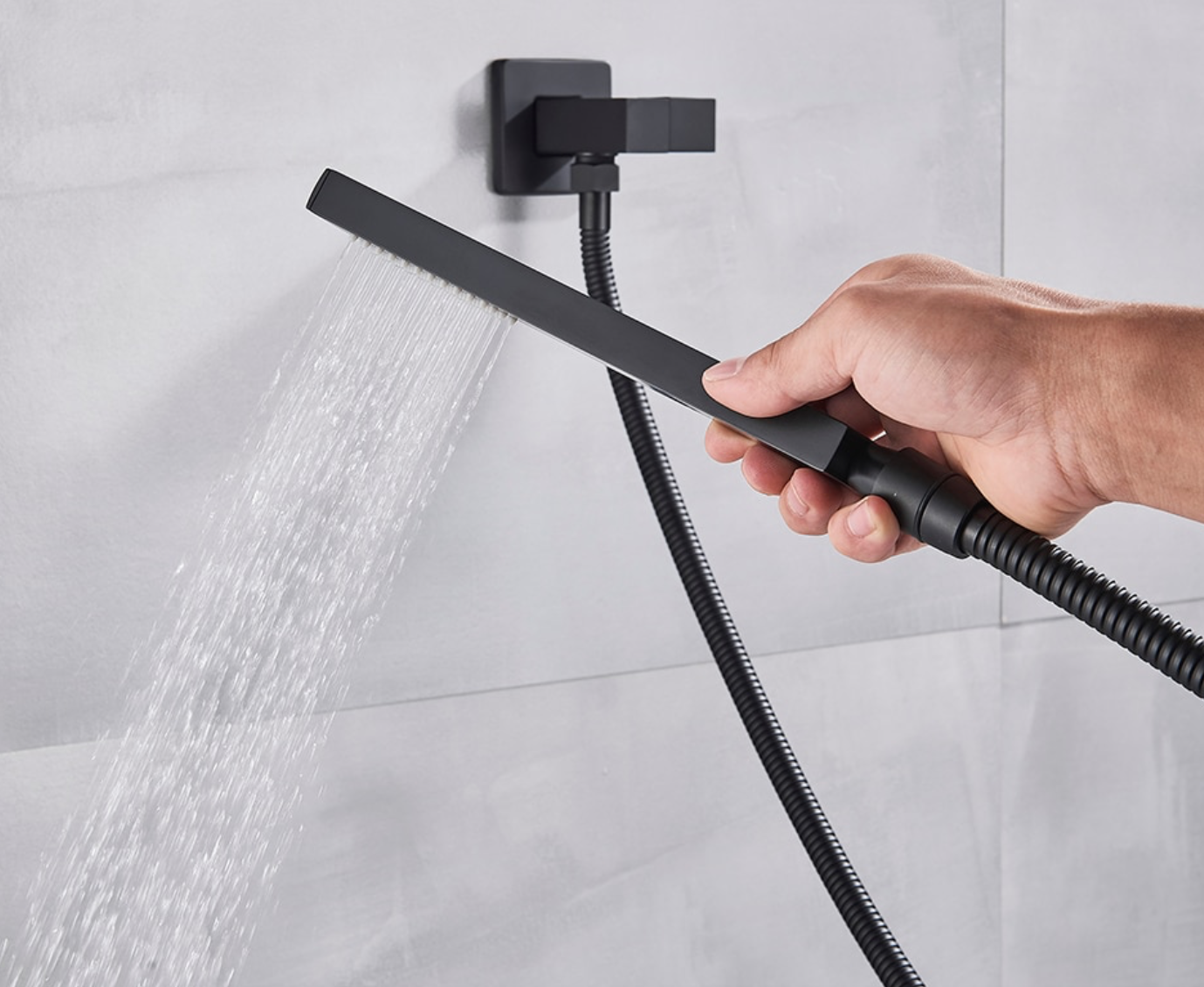 VoordeelPaleis® Doucheset Premium 40 cm. regendouche vierkant 2-weg zwart inbouw