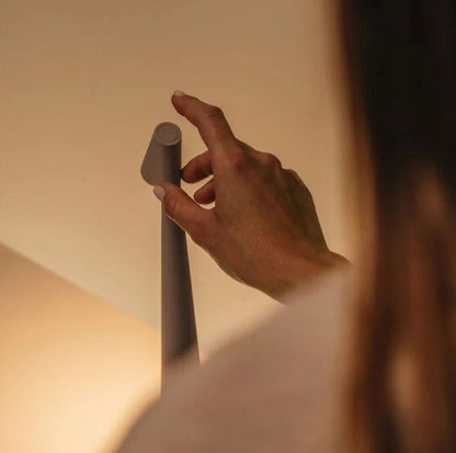 Scandinavische minimalistische designlamp | Draadloos | LED | Leeslamp | Dinerlamp