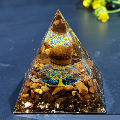 Orgoniet Piramide met Amethist Pendel – Energie, Bescherming en Decoratie