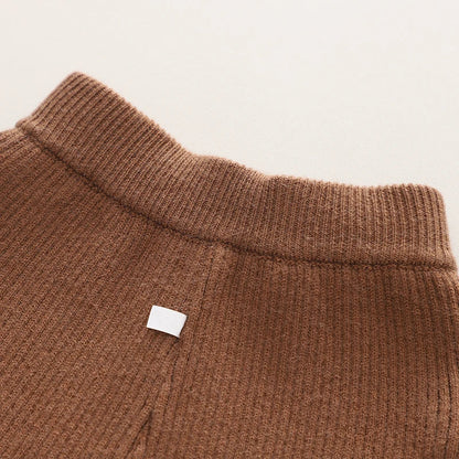 Winterset voor Kinderen – Zachte en Warme Tweedelige Outfit met Beren Design – Duurzaam Materiaal