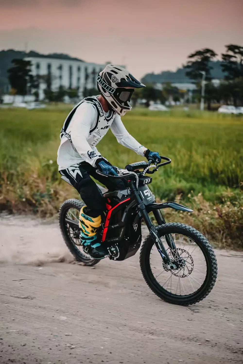 VoordeelPaleis Falcon Pro Off-Road Dirtbike 8500W