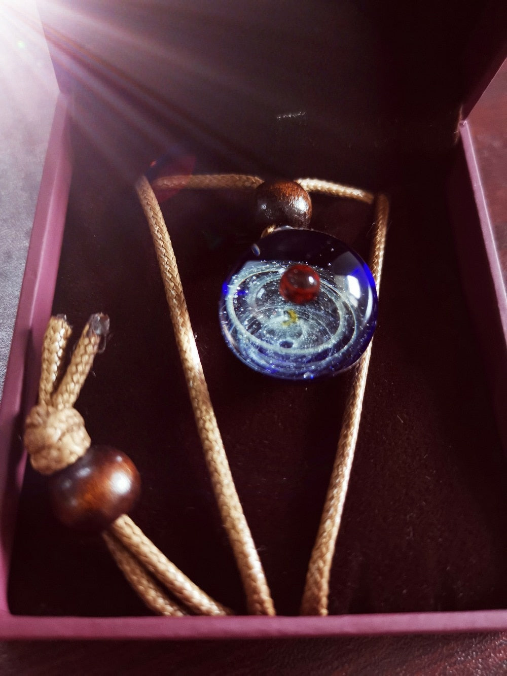 Schitterende Ketting met Handgeblazen Glashanger - Kettinghanger - Heelal - Sterren