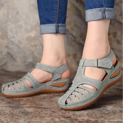 Romeinse Orthopedische Sandalen met Verstelbare Banden