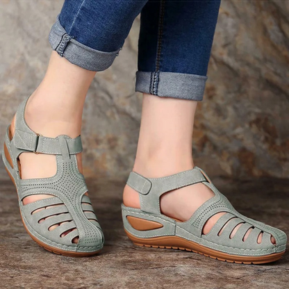 Romeinse Orthopedische Sandalen met Verstelbare Banden